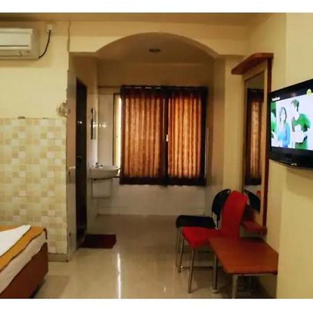 Hotel Apple Sai Residency Shirdi Exterior photo